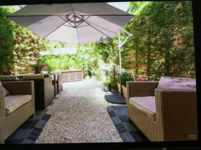 Studio avec terrasse et jardin au calme